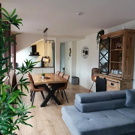 Suedhang By Interhome בית נופש ווינטרברג
